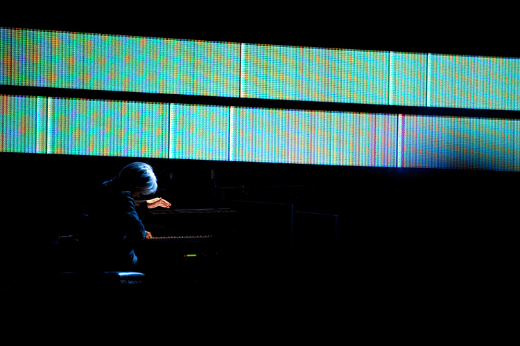 Alva Noto & Ryuichi Sakamoto