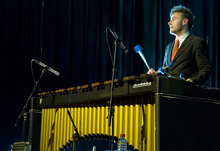 Se&ntilde;or Coconut y su Conjunto